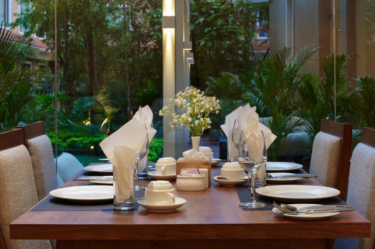 Hotel Thrive, A Tropical Courtyard กาฐมาณฑุ ภายนอก รูปภาพ